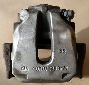 BMW E39 523I Limo Bremse Bremssattel  Bremssattelgehäuse hinten rechts 40/10/298