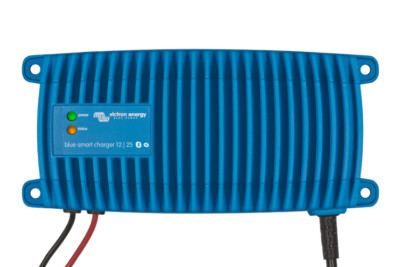Blue Smart IP67 Charger 12/25(1+si) 230V CEE 7/7 / incl. 19% MwSt.