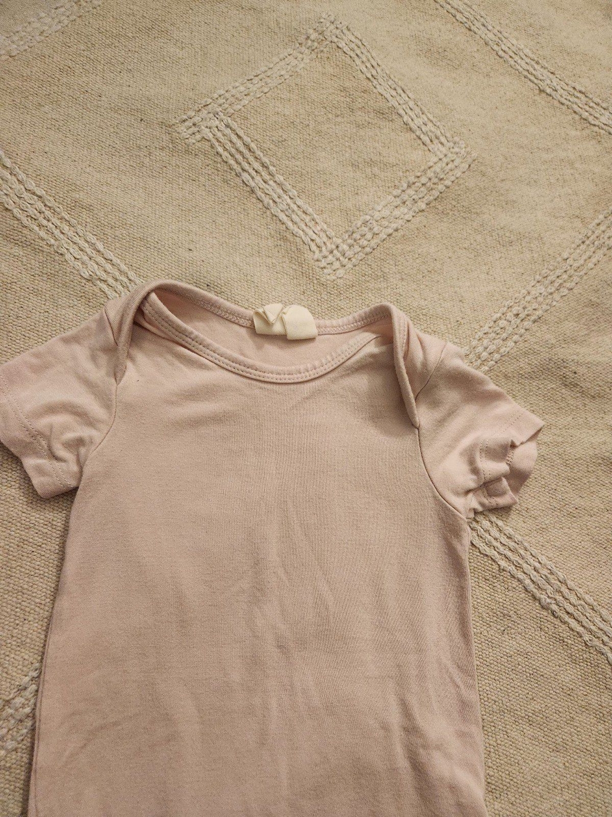 Kyte bodysuit size 3-6m- baby pink