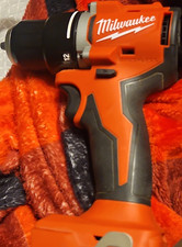 Milwaukee M18 18V Cordless Drill/Driver Keyle...