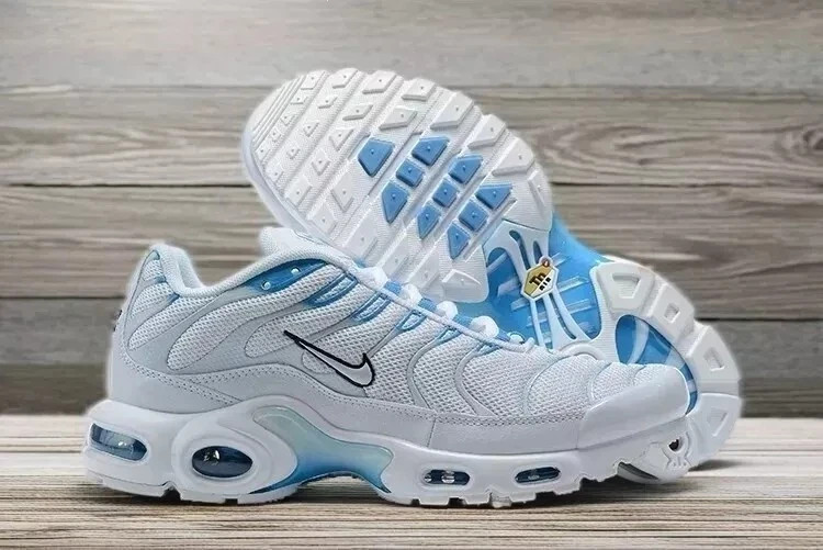 A-i-r Max Plus TN white/blue sports and comfortable Size US 7-11 - MEN