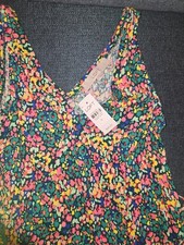 LOFT Floral VNeck Dress Size Small (NWT) free ship
