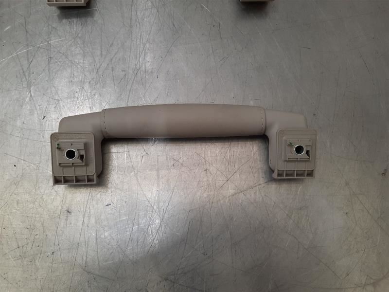 16 2016 MASERATI QUATTROPORTE GTS M156 OEM ROOF GRAB HANDLE SET 
