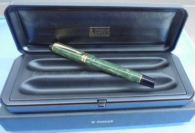 Parker Duofold International Jadegrün Füllfederhalter 18K Feder - unbenutzt