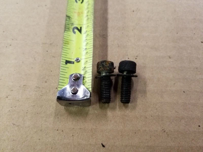 Pernos de montaje de cárter de aceite superior (15/16") | Se adapta a Mercedes Benz 300D 1975-1976 Foto 2 de 2