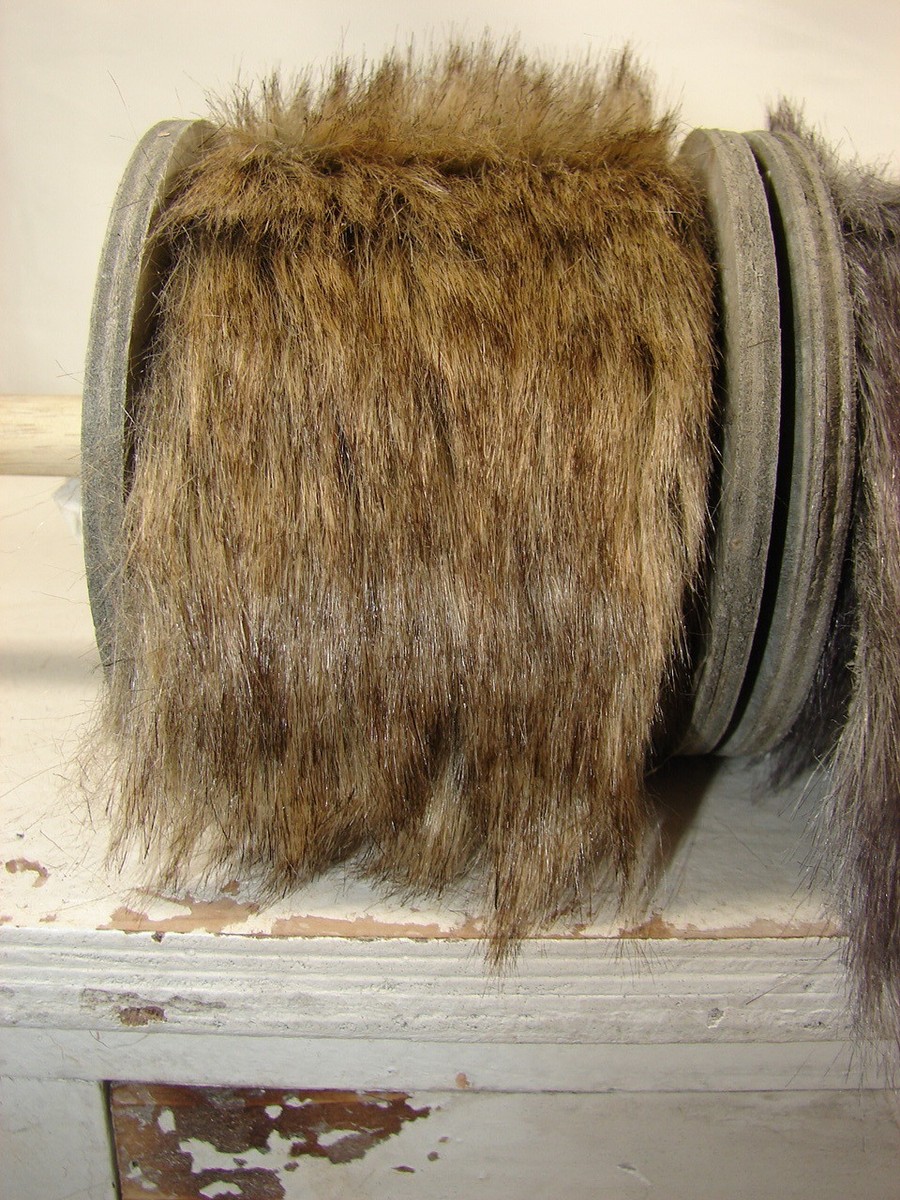 Floristrywarehouse Kunstfell-Band – 7,6 Cm Breit, 2 M Lang, Aus Polyester, In Braun Mit Schwarzen Haardetails