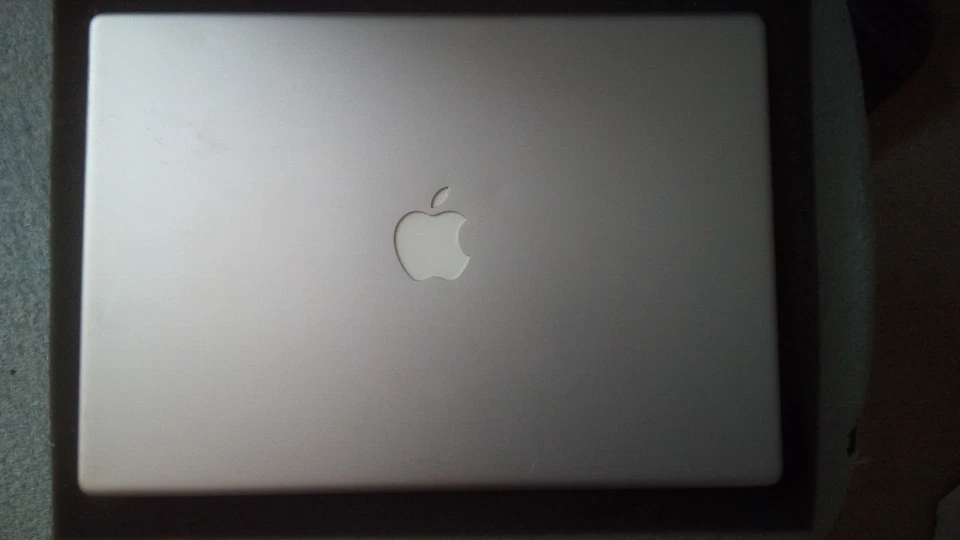 Powerbook G4 A1106 15" 1.5GHz o 1.67GHz Pantalla LCD + Bisagras, Probado Muy Bonito Foto 3 de 4