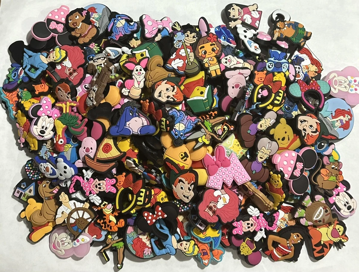 disney croc charms lot 203pc Of disney 100 Years Characters ! Read  Description