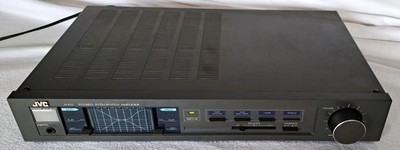 Auflösung.Fundzustand.Sammler von Radio.JVC-A-K11 Integrted Amplifier-Licht geht