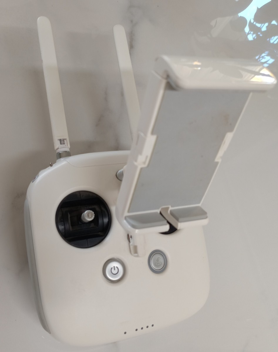 DJI Phantom 3 Advanced & Professional Remote Controller DJI Phantom 3 Advanced & Professional Remote Controller
