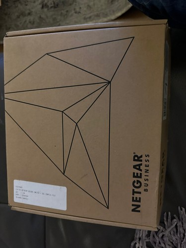 NETGEAR ProSafe GS108Tv2h2 GS108T Smart Switch 8-Port Gigabit New - Picture 3 of 9