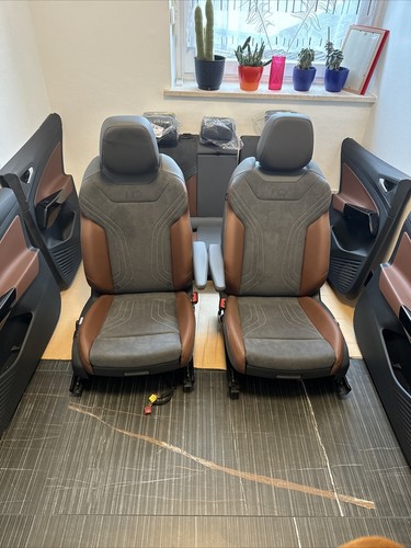 VW ID.4 ID4 Innenausstattung Leder Alcantara Memory Massage Sitze Sitzheizung