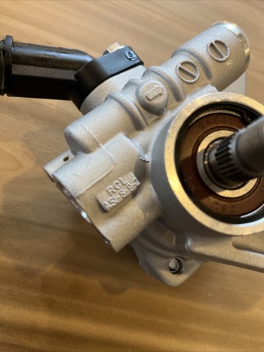 NEW RCL ASI 8-9-2 Power Steering Pump - Picture 4 of 4