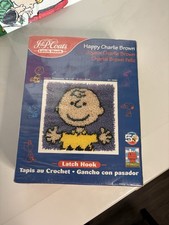 J P Coats Latch Hook Kit 25083 Peanuts Happy Charlie Brown Sealed