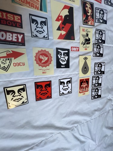 Large Vintage Shepard Fairey Obey Giant Sticker Lot Of 30 Dface Invader - Picture 5 of 7