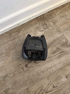 Miele HX-LA Li-Ion Akku für Triflex HX1 Staubsauger (11384710) Gebraucht 