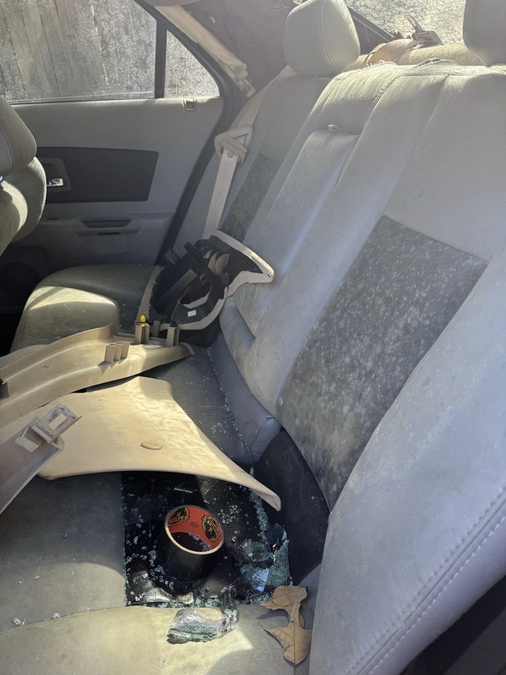 O3-07 Cadillac cts parts car - Image 3 of 4