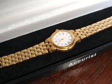 Exquisite Accurist London Ladies Gold-Tone Watch – Excellent Condition