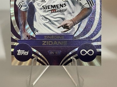 ZINEDINE ZIDANE, BORDEAUX 1995 FOOTBALL ROOKIE CARD ONZE MONDIAL