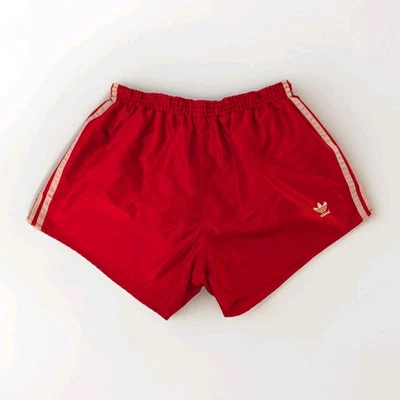 ADIDAS Beckenbauer Glanz Nylon Shorts D8 rot Sprinter Sport Vintage Fußball Gym - Bild 1 von 4