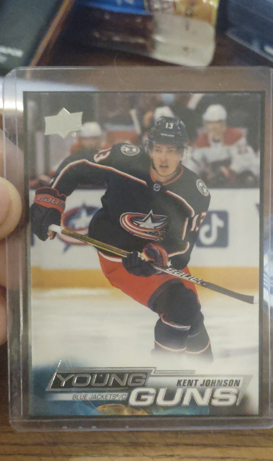 2022-23 Upper Deck Series 1 - Young Guns Kent Johnson #209 (RC)