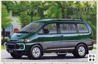 Plastik Modellbausatz 1/24 Delica Space Gear EXCEED II Crystal Light Roof Urban 4WD