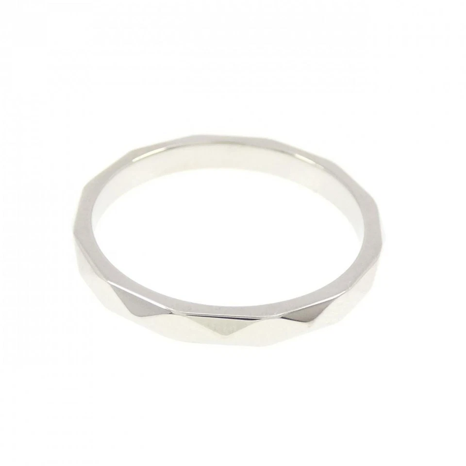 Anillo pequeño facetado Boucheron Foto 2 de 4