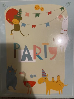 Paper Place 9 Party Time Party Einladungsbox Set enthält 9 leere Einladungskarten