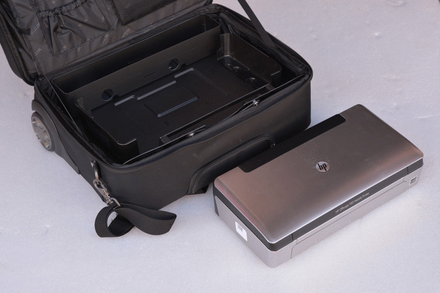 STAMPANTE MOBILE HP OFFICEJET 100 PER WINDOWS 7 10 11 + SUPPORTO DICOTA TROLLEY foto 3