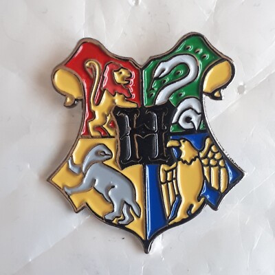 HARRY POTTER  Pin Anstecker HOGWARTS