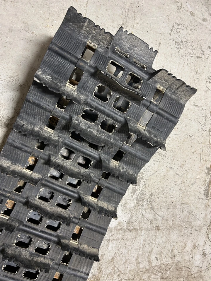 Ski doo Summit XP 800R 154"x16"x2.25" Camoplast Track 504152800 2008-2009 Foto 4 de 4