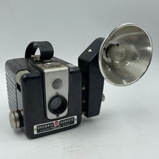 Kodak Brownie HAWKEYE Camera Vintage 1950s Shutter Fires Flash UNTESTED