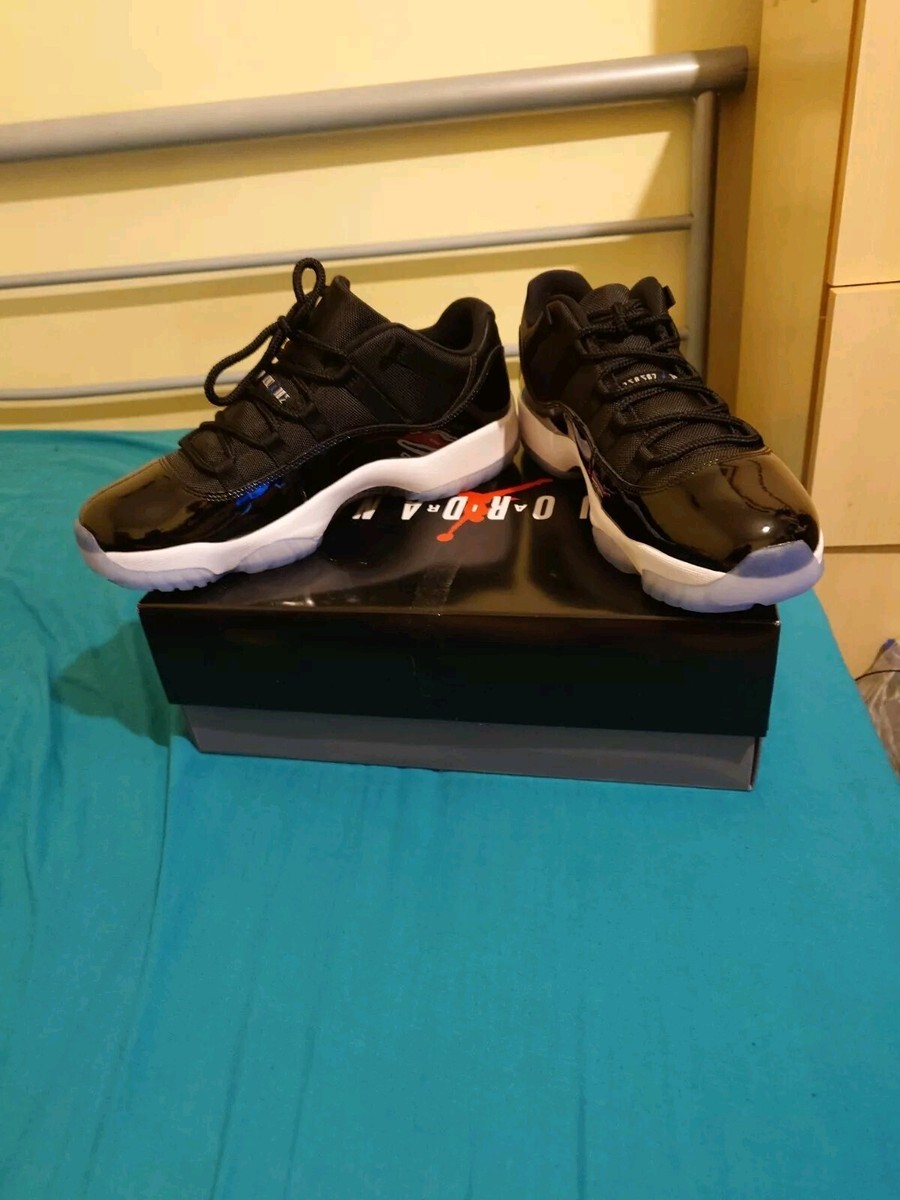 Air Jordan 11 Retro Low Black/Varsity Royal -white