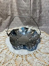LOVELACE CANDY DISH HINGED HANDLE SILVER PLATE
