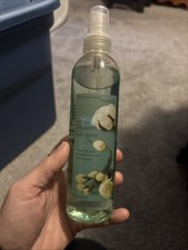 Bath  Body Works Pleasures Cotton Blossom Body Splash 8oz Original Formula