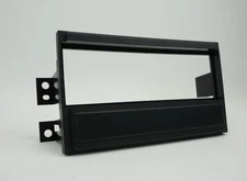 Metra 99-7580 Stereo Dash Kit Equalizer Slot Nissan Frontier 98-01 Xterra 00-01