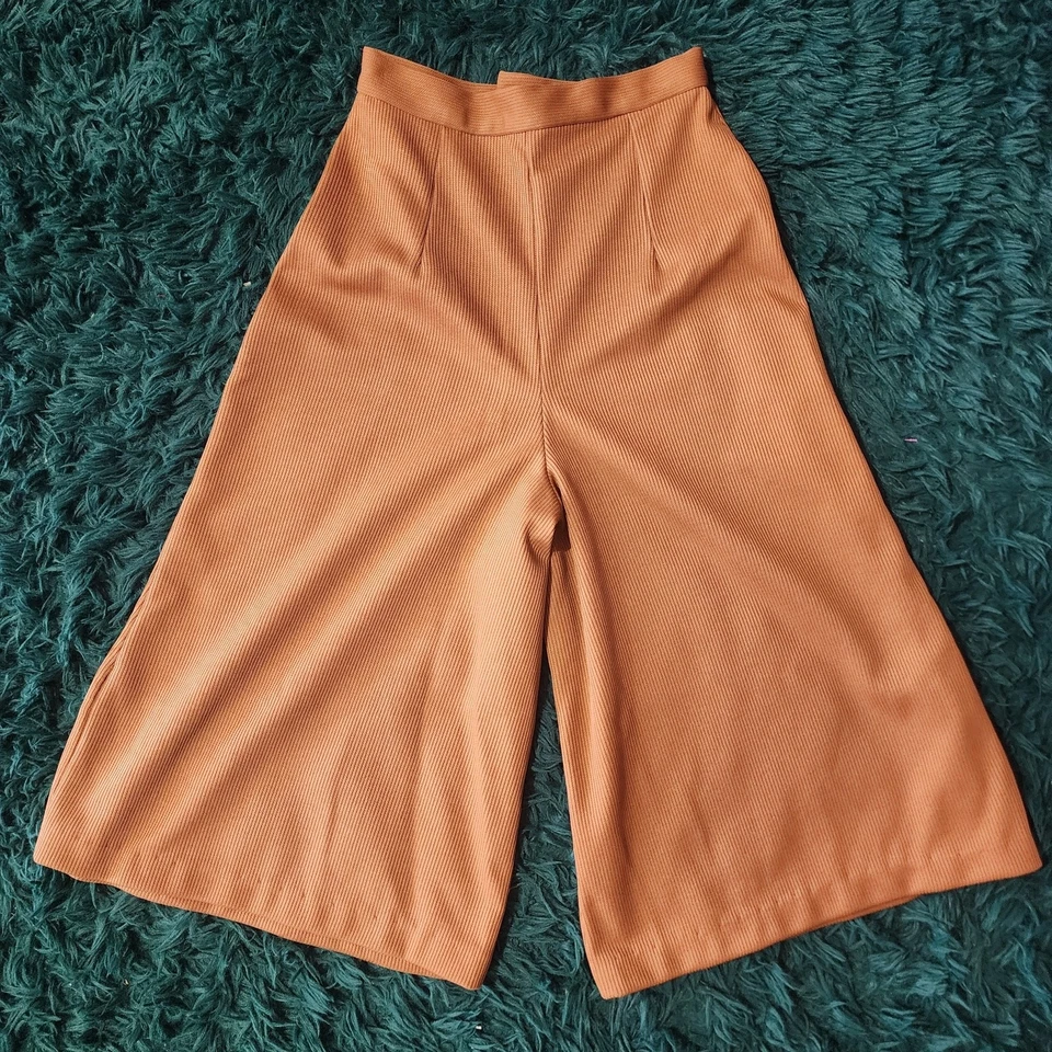Vintage 70s Wide Leg Gauchos - Image 4 of 4