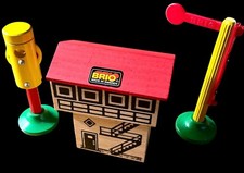 1985 VTG BRIO Wooden SIGNAL HOUSE/SIGNALS SWEDEN Orig Box 3371 NEW/NEVER USED