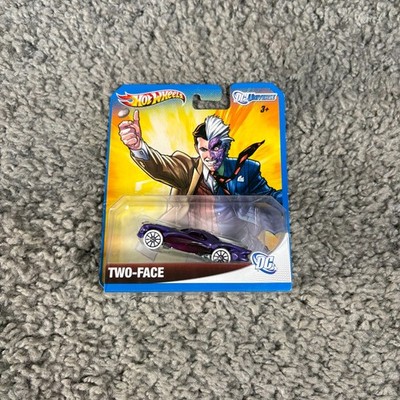 Hotwheels Diecast 1:64 Harvey Two-Face | Batman