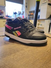 Reebok Heelys Size 3 Skate Shoes Black & Pink