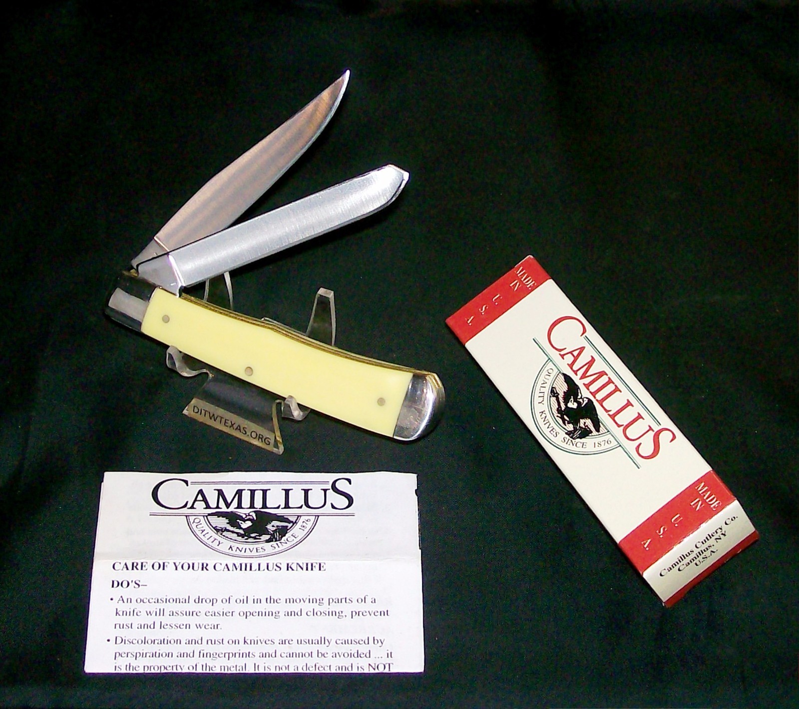 Camillus 717 Yello Jaket Trappers Knife USA 41/8" Closed W/Packaging