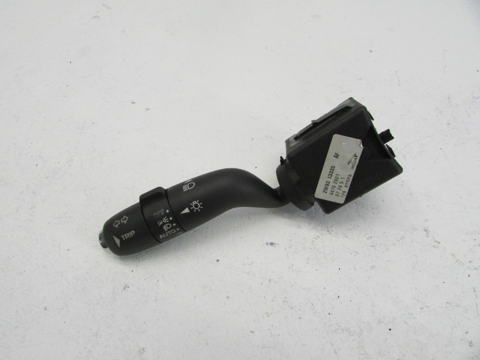 Jaguar XK 2006 to 2007 Turn Signal Switch 2W9313335AF or Xr855434 