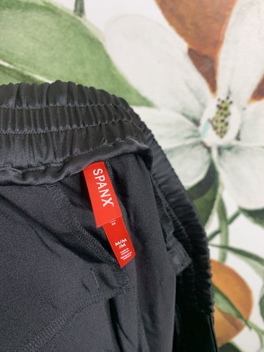 Pantalones Spanx para mujer medianos negros satinados recortados pierna ancha clásicos nuevos con etiquetas - Imagen 3 de 6