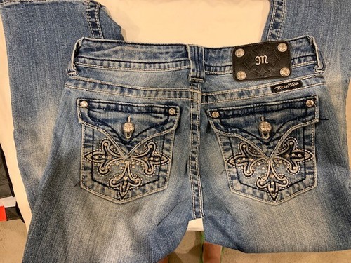 Miss Me Jeans JP5335P Crystals Studs Flap Pockets Capri Sz 27 - Picture 5 of 6