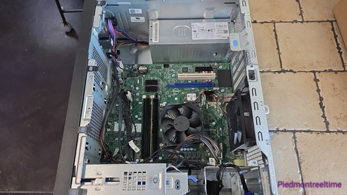 Dell Optiplex Tower Plus 7010 Core i7-13700 16GB DDR5 256GB Nvme Windows 11 Pro - Bild 6 von 10