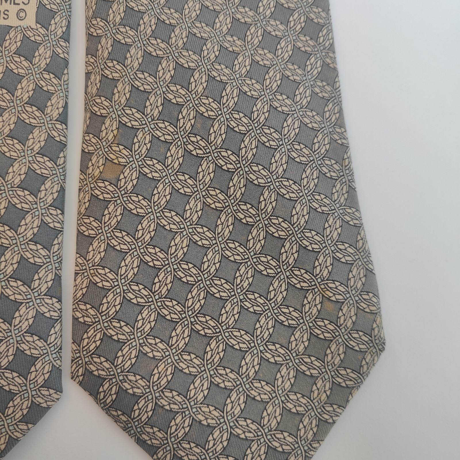 Hermes Silk Tie Grey Interlocking Pattern Made in… - image 4