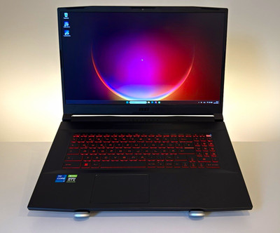 MSI Katana GF76 11UG 17,3'' i7-11800H RTX 3070 32GB 1TB SSD W11 - Gaming Laptop