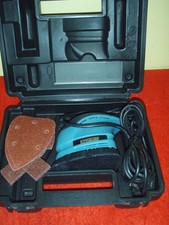 Erbauer, Detail Sander, ERB105K, 240v, 160w. 136 x 136 x 95mm. & Carry Case.