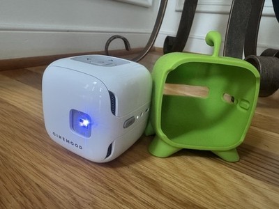 CINEMOOD CNMD0016 Portable Movie Theatre Projector - White FREE SHIPPING