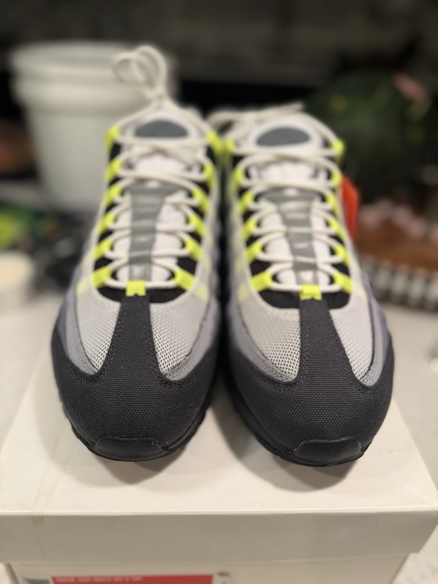 Nike Air Max 95 V SP QS Neon Canvas Patch Gray/Black/Neon Yellow 747137-170 2015 — product photo 3 of 7